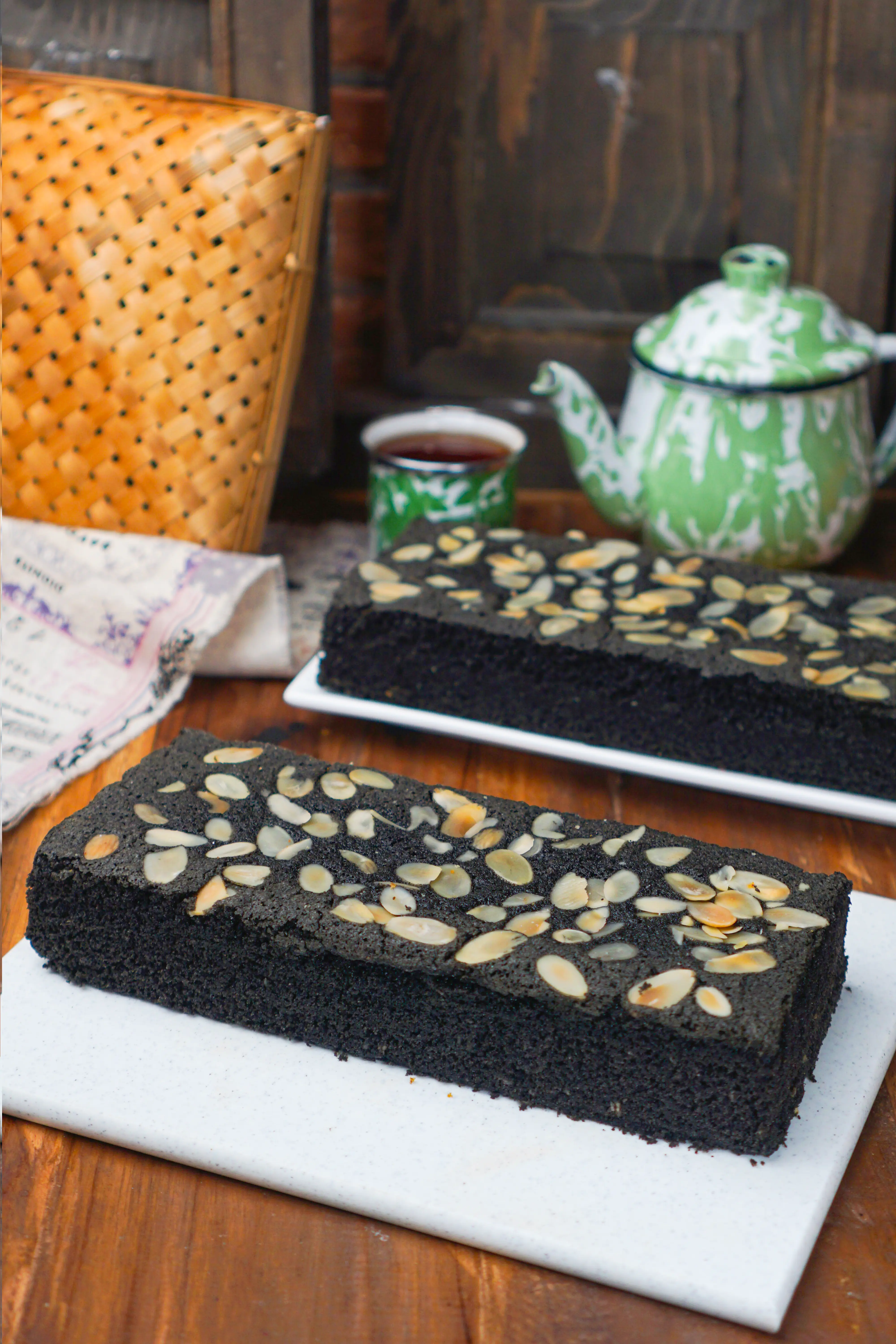 Bolu Rampah Ketan Hitam dari The Bolu Rampah